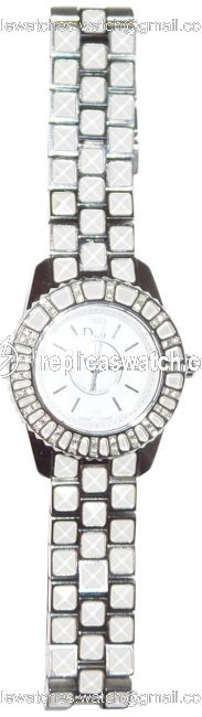 Dior Silver and White Christian Stainless Steel Sapphire Diam 50m Quartz Watch Dior Silver and White Christian Stainless Steel Sapphire Diam 50m Quartz Watch