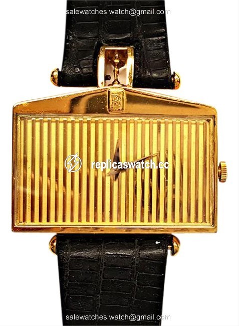 Corum 18k Yellow Gold Limited Edition Large "Rolls Royce" Watch Corum 18k Yellow Gold Limited Edition Large "Rolls Royce" Watch