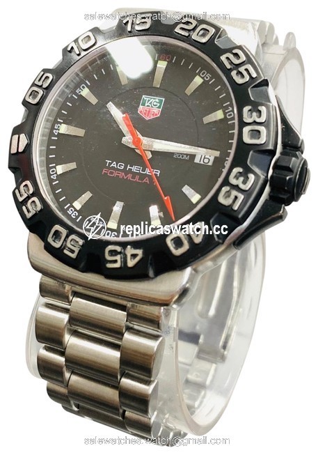 TAG Heuer Silver and Black Mens Formula 1 Mens Dial Wah1110 Jc2753 Watch TAG Heuer Silver and Black Mens Formula 1 Mens Dial Wah1110 Jc2753 Watch