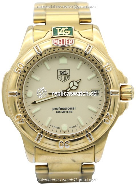 TAG Heuer Champage/ Gold Plated 4000 Series Professional 994.713k Watch TAG Heuer Champage/ Gold Plated 4000 Series Professional 994.713k Watch