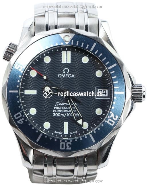 Omega Blue/ Stainless Steel Seamaster Midsize Diver Chronometer 300m 2551.80.00 Watch Omega Blue/ Stainless Steel Seamaster Midsize Diver Chronometer 300m 2551.80.00 Watch