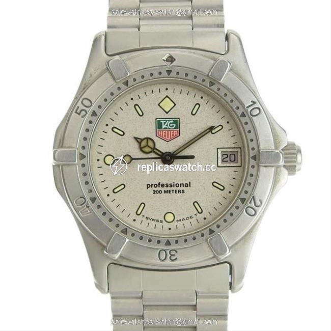 TAG Heuer Silver Genuine Professional Mens Quartz 962.213 Watch TAG Heuer Silver Genuine Professional Mens Quartz 962.213 Watch