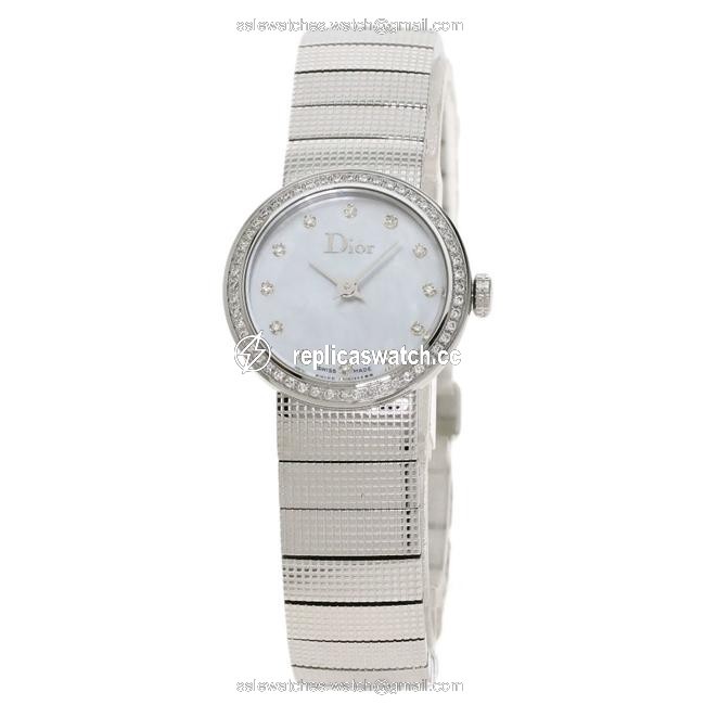 Dior La Di De Stainless Steel Ladies Watch Dior La Di De Stainless Steel Ladies Watch