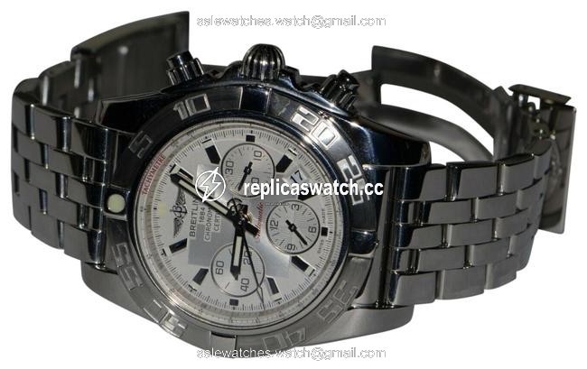 Breitling Chronomat 44 B01 Stainless Steel Watch Breitling Chronomat 44 B01 Stainless Steel Watch