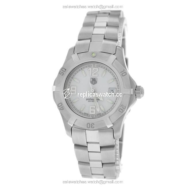 TAG Heuer Silver Ladies Wn1311-0 Steel Date 200m Quartz 28mm Watch TAG Heuer Silver Ladies Wn1311-0 Steel Date 200m Quartz 28mm Watch