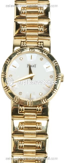Piaget Gold Diamond "Mini Dancer" 18 Karat Yellow Ladies Wristwatch Watch Piaget Gold Diamond "Mini Dancer" 18 Karat Yellow Ladies Wristwatch Watch