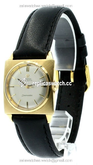 Omega Gold Mens Mid-size Vintage Seamaster 14k Yellow Watch Omega Gold Mens Mid-size Vintage Seamaster 14k Yellow Watch