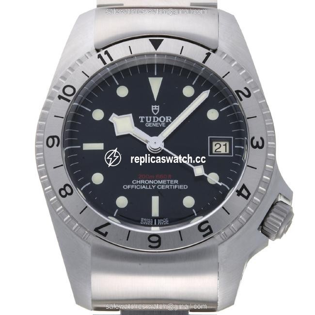 Tudor Black Bay P01 Mens 70150 Stainless Steel Dial Watch Tudor Black Bay P01 Mens 70150 Stainless Steel Dial Watch