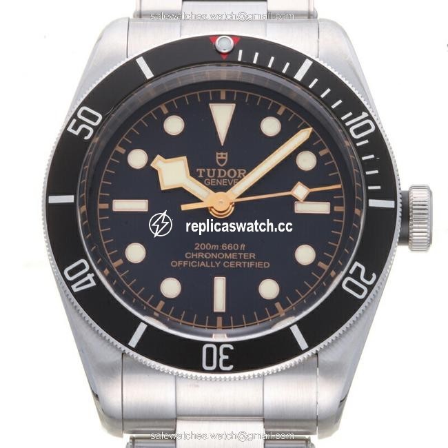 Tudor Heritage Black Bay Mens 79230n Stainless Steel Dial Watch Tudor Heritage Black Bay Mens 79230n Stainless Steel Dial Watch