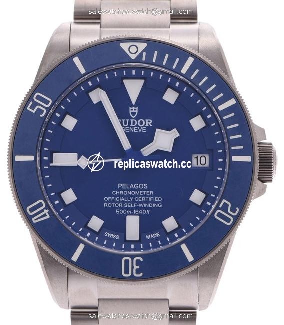 Tudor Peragos 25600tb Mens Titanium Rubber Blue Dial Watch Tudor Peragos 25600tb Mens Titanium Rubber Blue Dial Watch