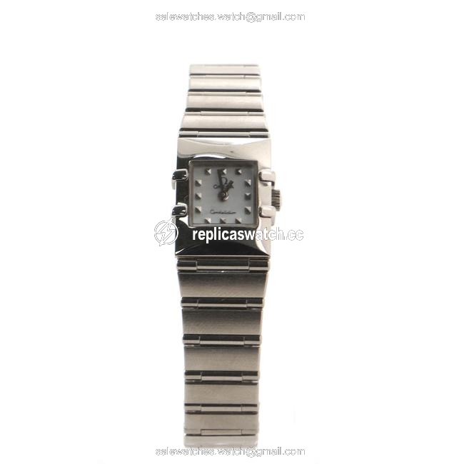 Omega White Constellation Carre Quartz Stainless Steel with Mother Of Pearl Watch Omega White Constellation Carre Quartz Stainless Steel with Mother Of Pearl Watch