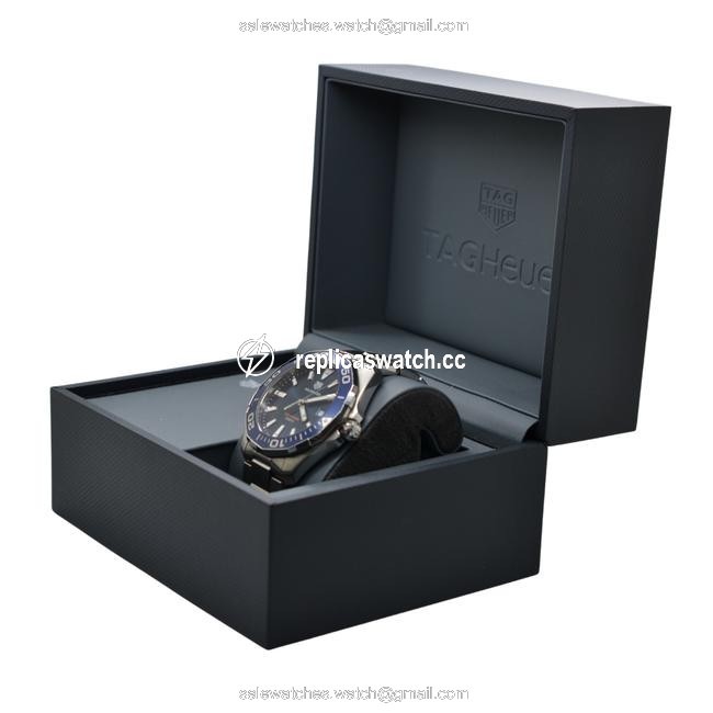 TAG Heuer Blue Box Aquaracer Quartz Dial Steel 43mm Date Mens Way101c Watch TAG Heuer Blue Box Aquaracer Quartz Dial Steel 43mm Date Mens Way101c Watch