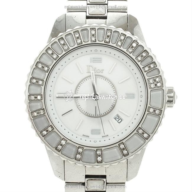 Dior Christal Womens Wristwatch 28.5 Mm Watch Dior Christal Womens Wristwatch 28.5 Mm Watch