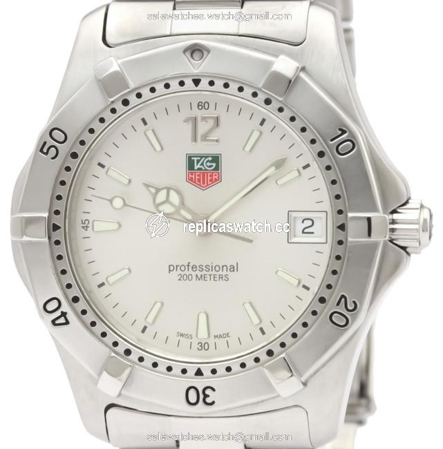TAG Heuer 2000 Series Quartz Stainless Steel Mens Sports Wk1112 Watch TAG Heuer 2000 Series Quartz Stainless Steel Mens Sports Wk1112 Watch
