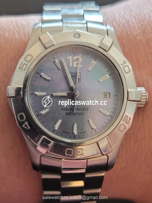 TAG Heuer Stainless Steel Silver Womens Waf1417.ba0823 "Aquaracer" Sport Watch TAG Heuer Stainless Steel Silver Womens Waf1417.ba0823 "Aquaracer" Sport Watch