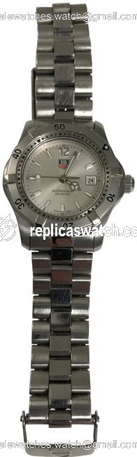 TAG Heuer Silver Quartz Watch TAG Heuer Silver Quartz Watch