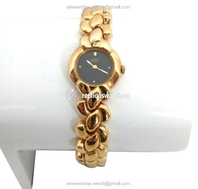 Seiko Gold New Vintage Wristwatch Small Black Dial Face Filled 90s Watch Seiko Gold New Vintage Wristwatch Small Black Dial Face Filled 90s Watch