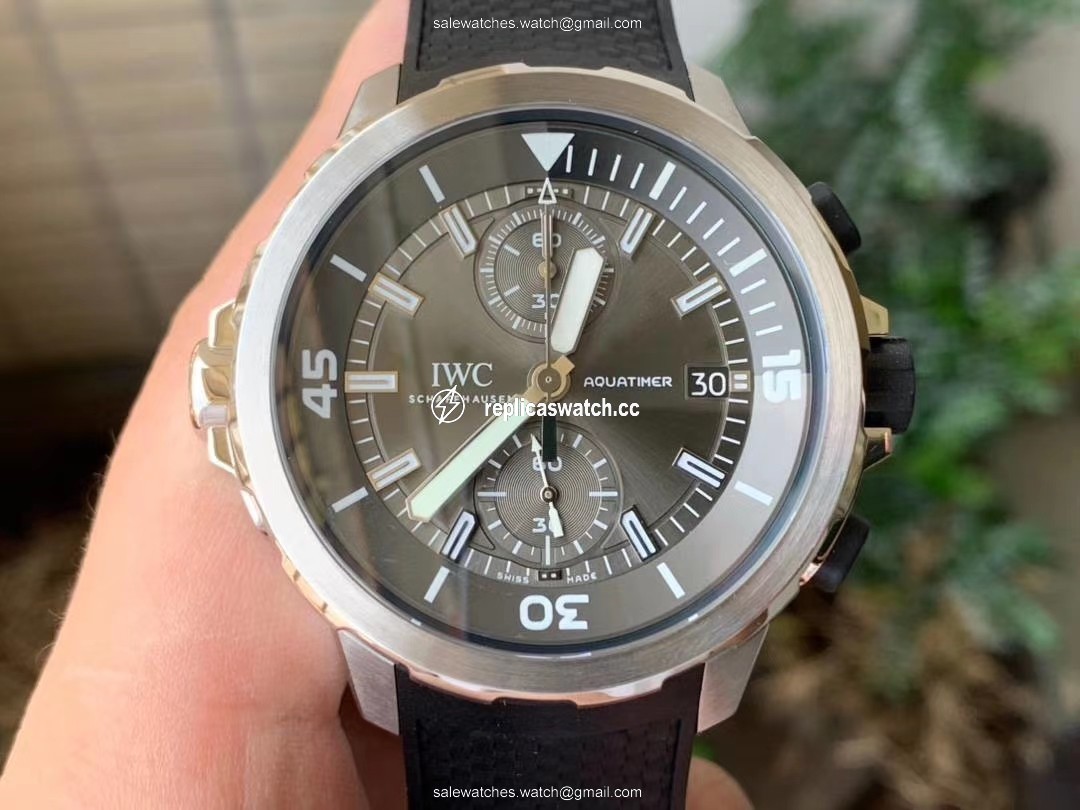 IWC0458 - Aquatimer Chronograph Sharks Grey SS/RU V6F A7750 IWC0458 - Aquatimer Chronograph Sharks Grey SS/RU V6F A7750