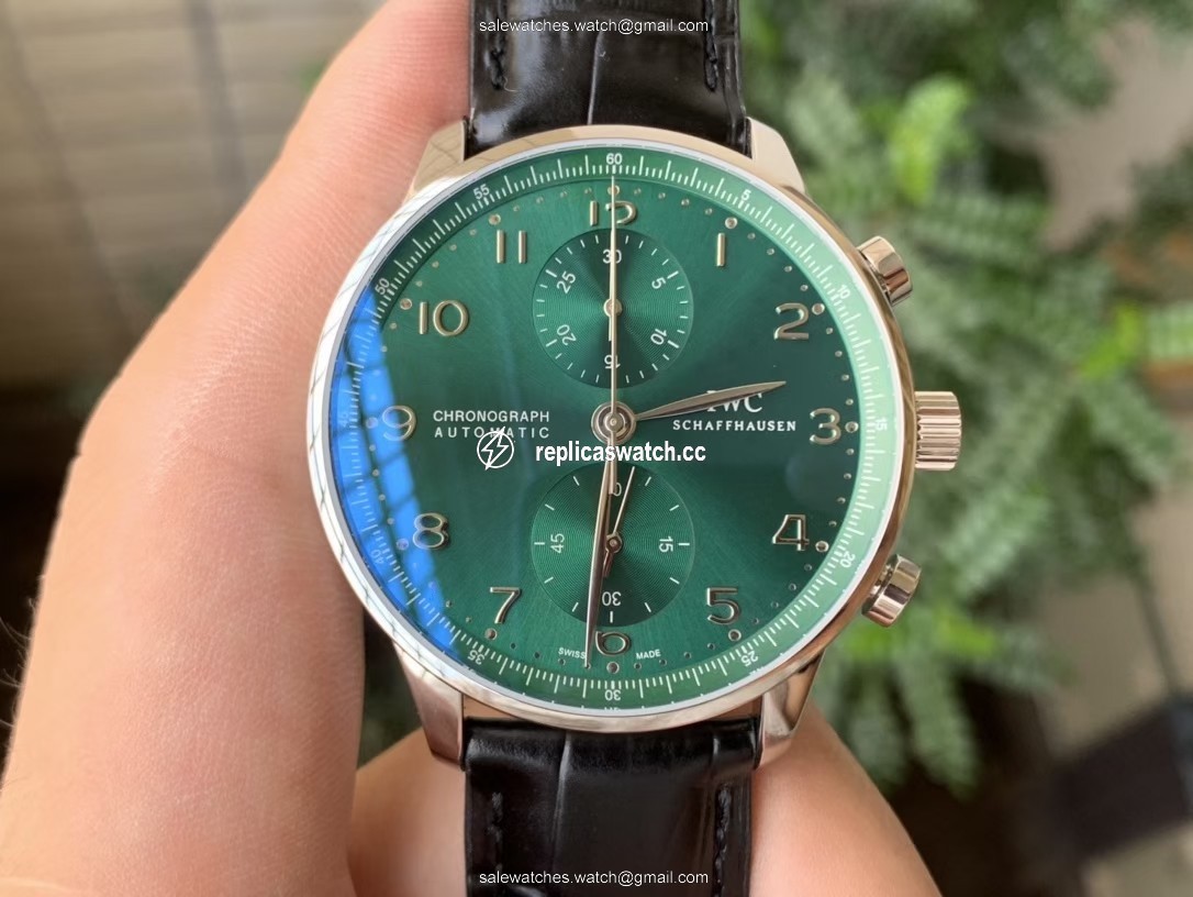 PORTUGIESER CHRONOGRAPH IW371615 YLF BEST EDITION GREEN DIAL ON BLACK LEATHER STRAP A7750 (SLIM MOVEMENT) PORTUGIESER CHRONOGRAPH IW371615 YLF BEST EDITION GREEN DIAL ON BLACK LEATHER STRAP A7750 (SLIM MOVEMENT)