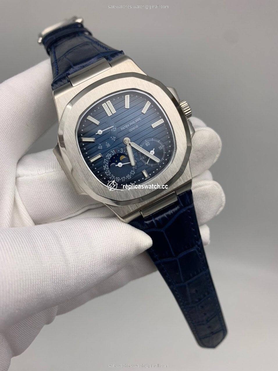 Patek Philippe Nautilus Blue Dial Duble Chrono Patek Philippe Nautilus Blue Dial Duble Chrono
