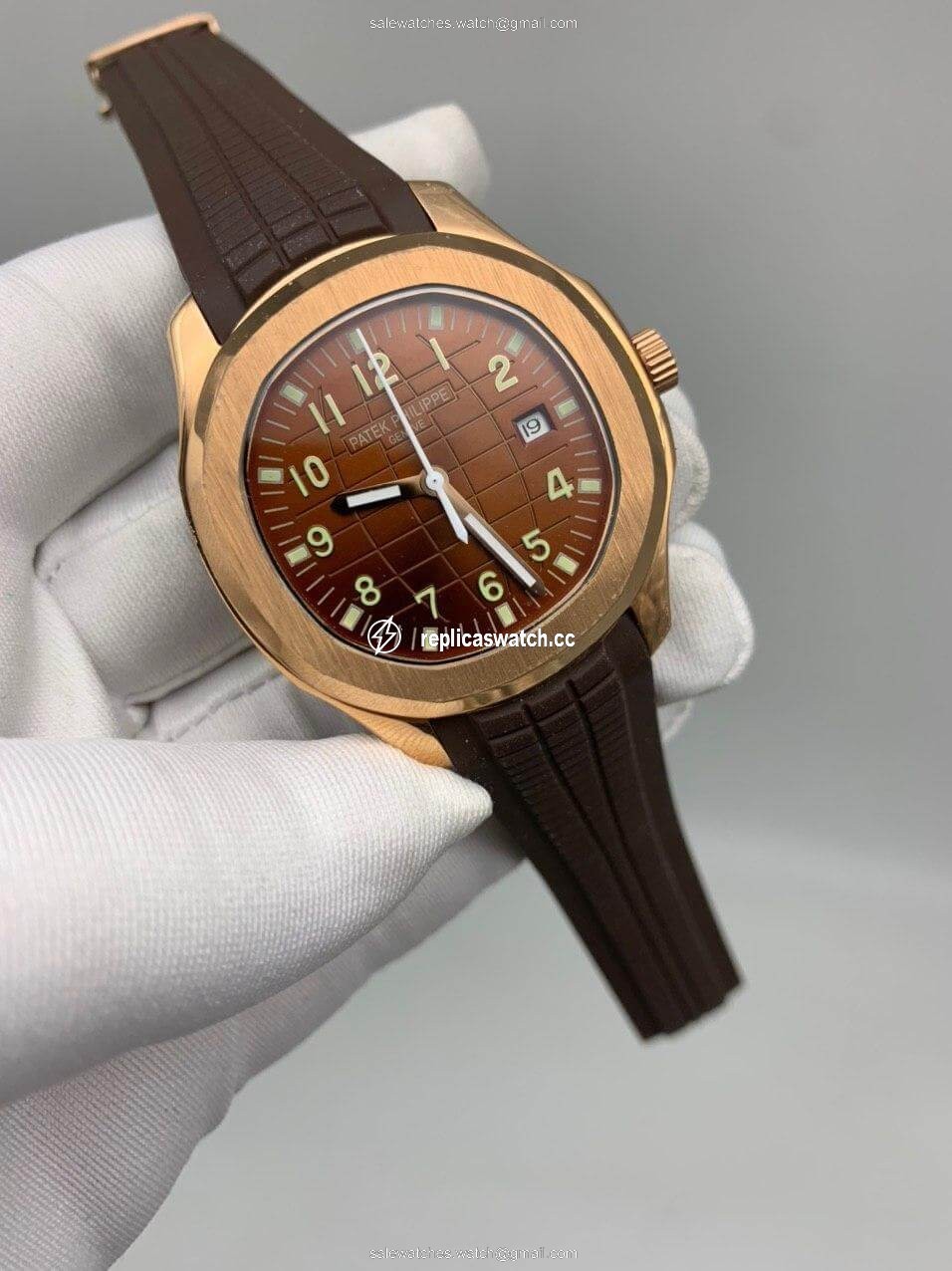 Patek Philippe Aquanaut Gold Dial Patek Philippe Aquanaut Gold Dial