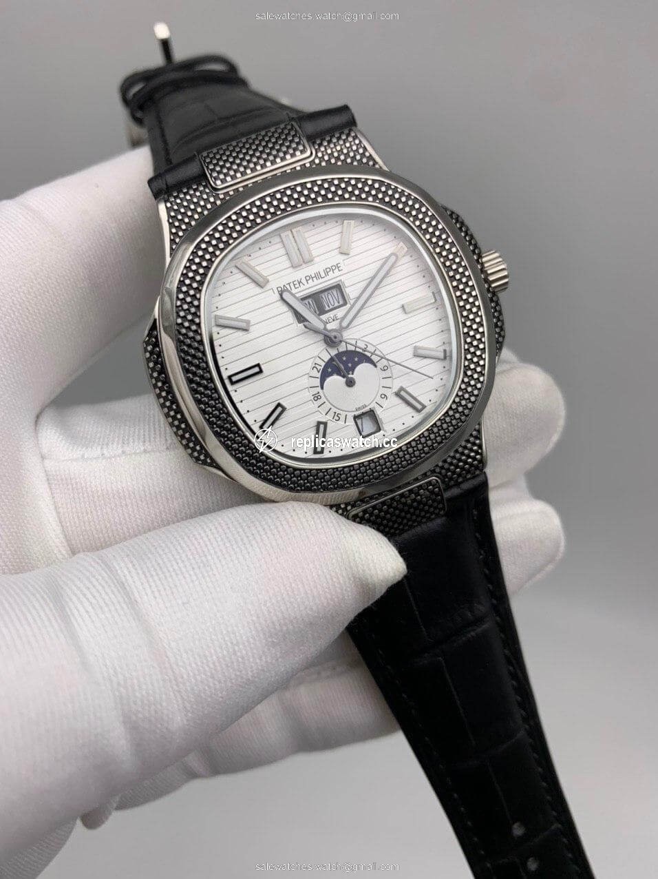 Patek Philippe Nautilus Engraved Silver White Dial Chrono Patek Philippe Nautilus Engraved Silver White Dial Chrono