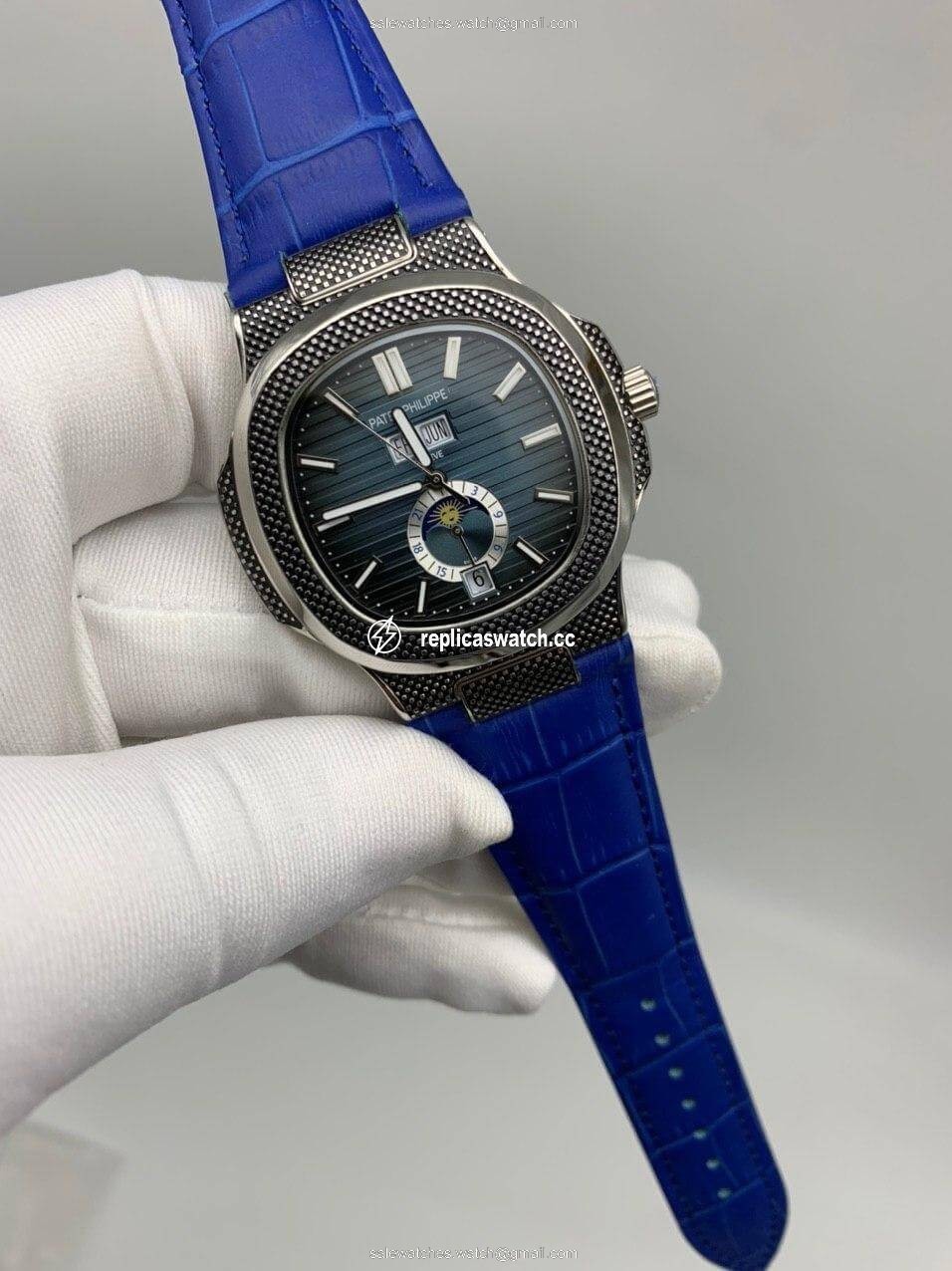 Patek Philippe Nautilus Engraved Silver Blue Dial Duble Chrono Patek Philippe Nautilus Engraved Silver Blue Dial Duble Chrono