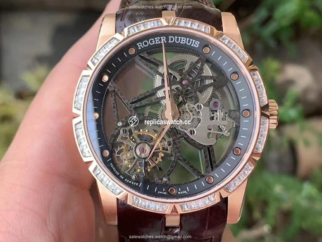 Roger Dubuis G041C - Excalibur Spider Skele Flying Tourb TI/RU Gold BBR Roger Dubuis G041C - Excalibur Spider Skele Flying Tourb TI/RU Gold BBR