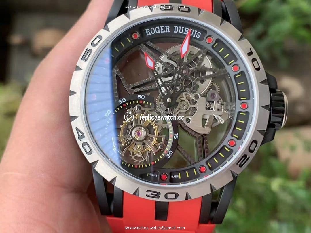 Roger Dubuis G041C - Excalibur Spider Skele Flying Tourb TI/RU Red BBR Roger Dubuis G041C - Excalibur Spider Skele Flying Tourb TI/RU Red BBR