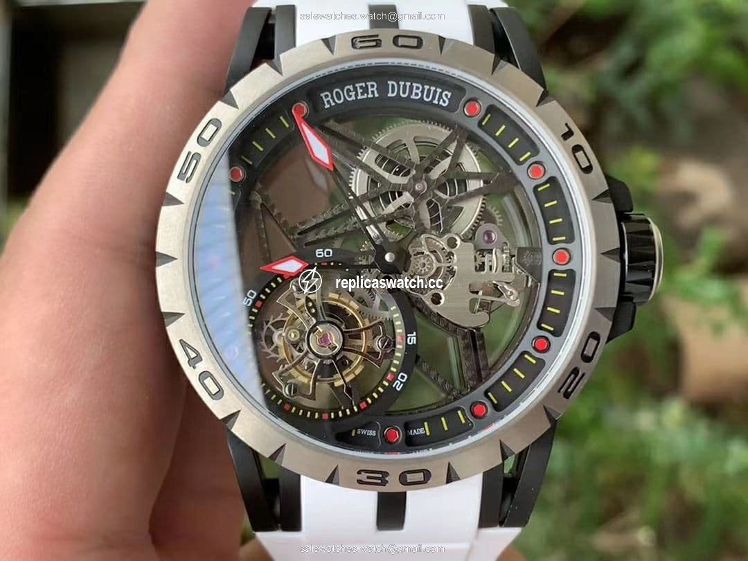 Roger Dubuis G041C - Excalibur Spider Skele Flying Tourb TI/RU White BBR Roger Dubuis G041C - Excalibur Spider Skele Flying Tourb TI/RU White BBR