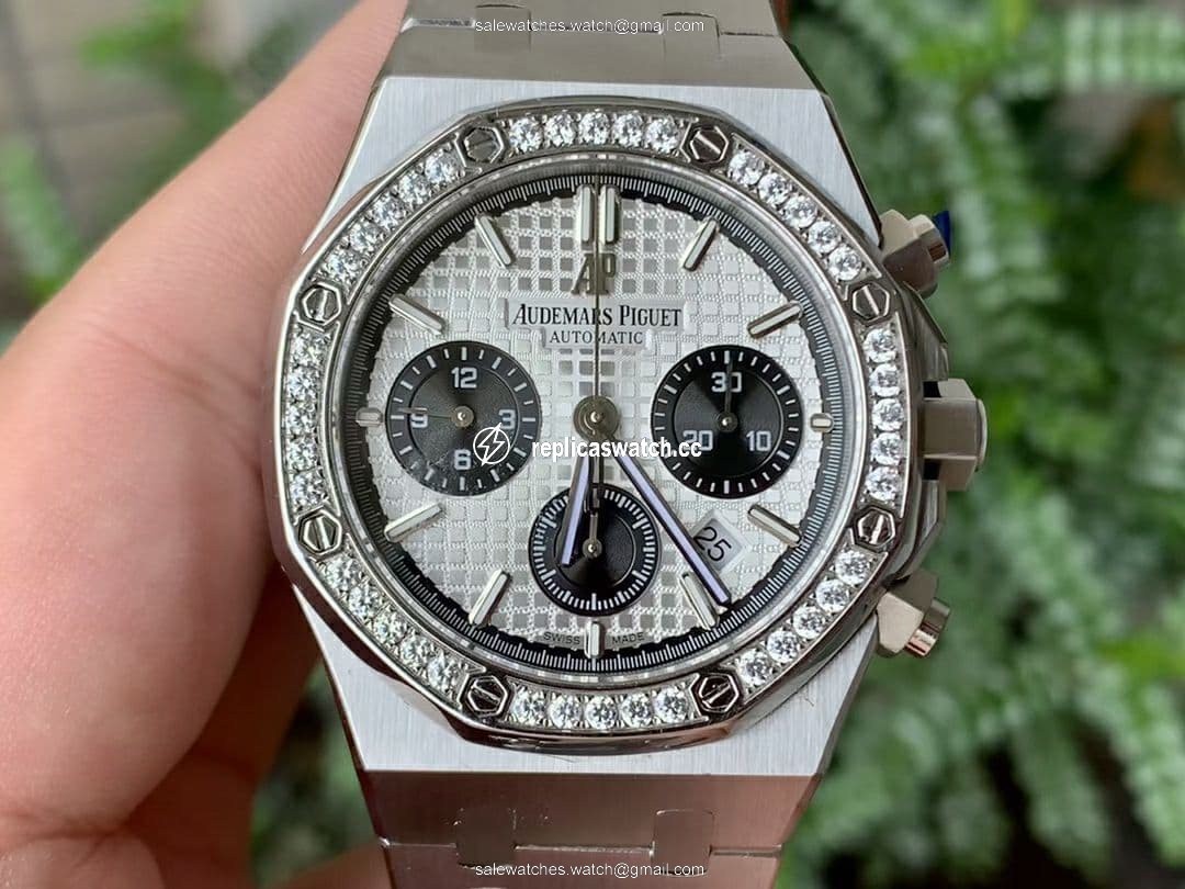 Lady Royal Oak 33mm YG JF 1:1 Best Edition Chrono Diamonds Bezel on SS Bracelet Swiss Quartz Lady Royal Oak 33mm YG JF 1:1 Best Edition Chrono Diamonds Bezel on SS Bracelet Swiss Quartz