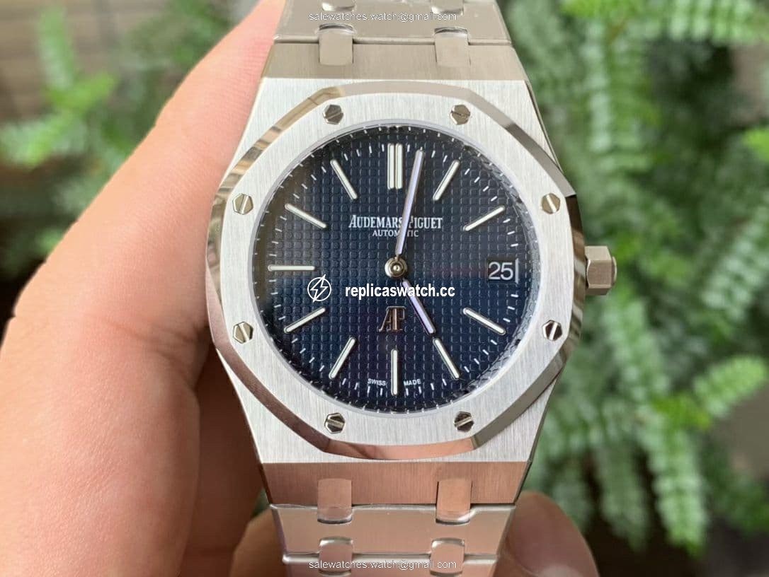 AP0641 - Royal Oak Jumbo Extra Thin 15202 SS/SS Blue ZF A2121 AP0641 - Royal Oak Jumbo Extra Thin 15202 SS/SS Blue ZF A2121