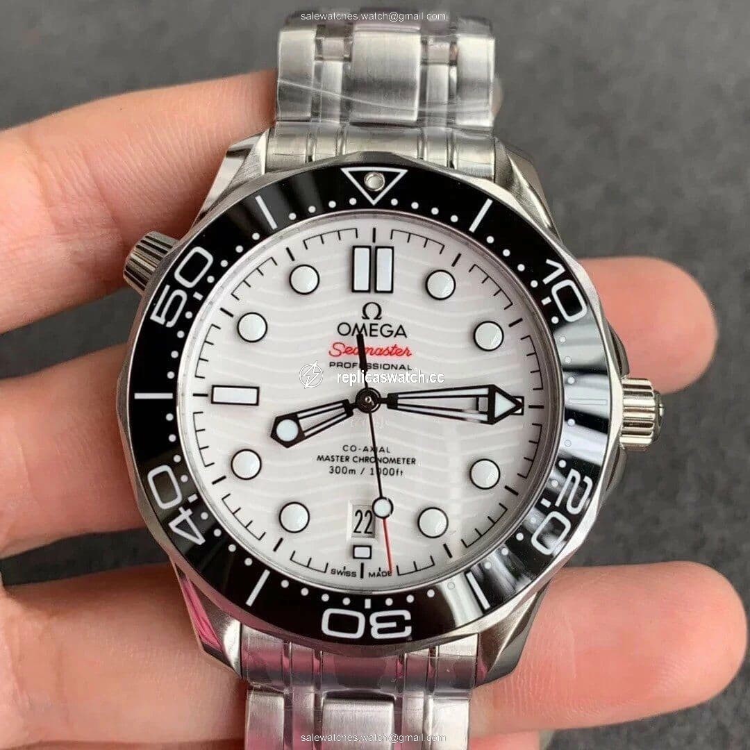 Omega Seamaster Diver 300M SS VSF White Dial Omega Seamaster Diver 300M SS VSF White Dial