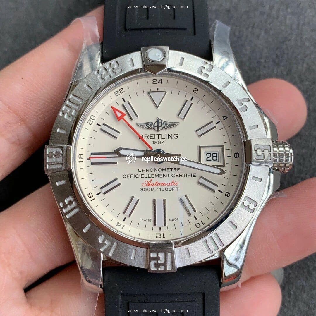 Avenger GMT SS GF 1:1 Best Edition White Dial on Black rubber Strap A2836 V2 Avenger GMT SS GF 1:1 Best Edition White Dial on Black rubber Strap A2836 V2