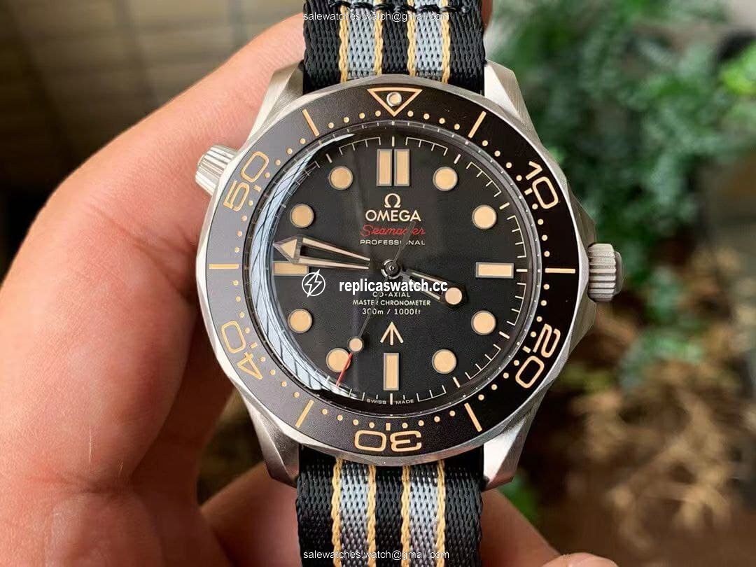 Seamster 300 "No Time to Die" Limited Edition VSF 1:1 Best Edition on SS Mesh Bracelet A8806 V4 Seamster 300 "No Time to Die" Limited Edition VSF 1:1 Best Edition on SS Mesh Bracelet A8806 V4