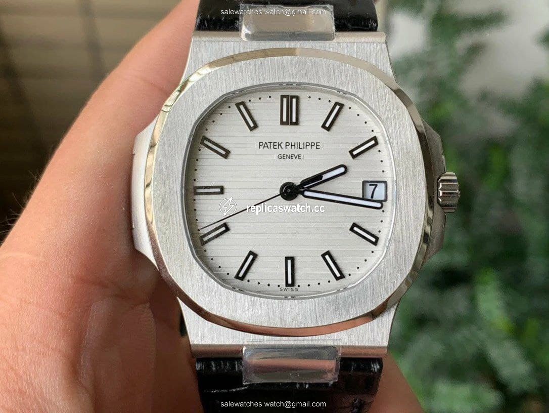 Nautilus 5711/1A PPF 1:1 Best Edition White Textured Dial on Black Leather Strap 324CS V4 Nautilus 5711/1A PPF 1:1 Best Edition White Textured Dial on Black Leather Strap 324CS V4