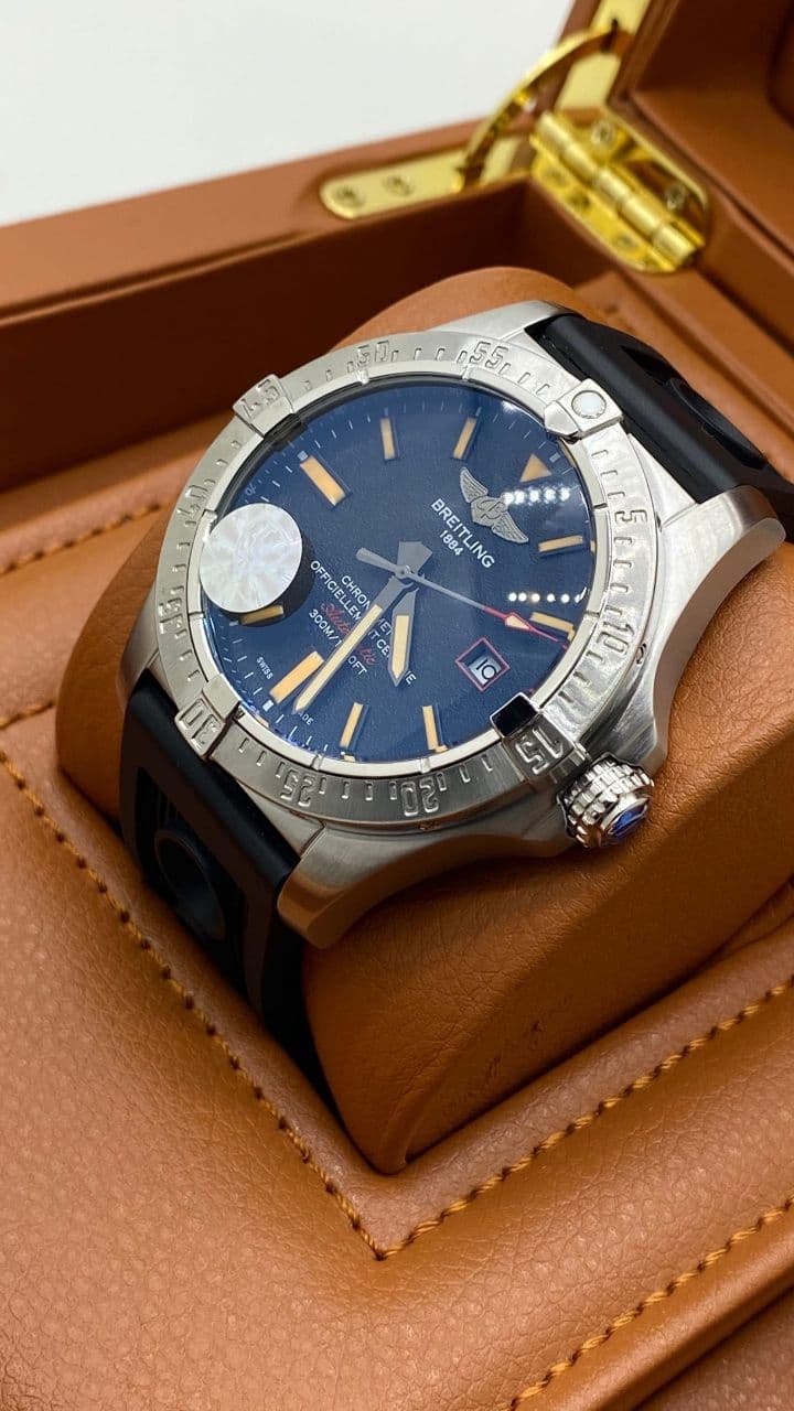 Breitling Bandit Black Chrono High Version on Black Rubber Strap