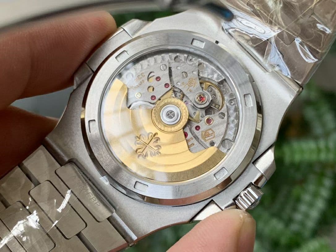 Nautilus 5711/1A PPF 1:1 Best Edition White Textured Dial on SS Bracelet 324CS V4 Nautilus 5711/1A PPF 1:1 Best Edition White Textured Dial on SS Bracelet 324CS V4