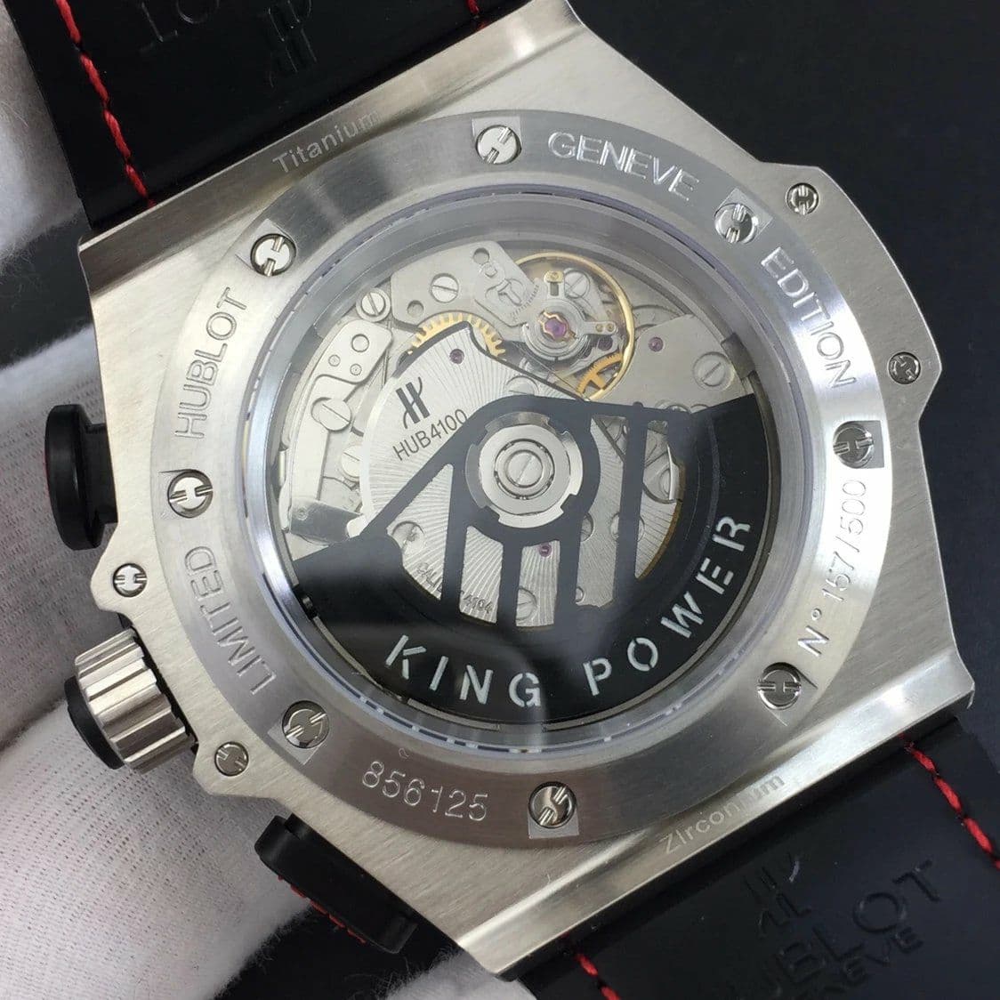 Big Bang Ferrari F1 Carbon Fiber V6F Limited Edition Black/Red Dial on Black Leather Strap HUB4100
