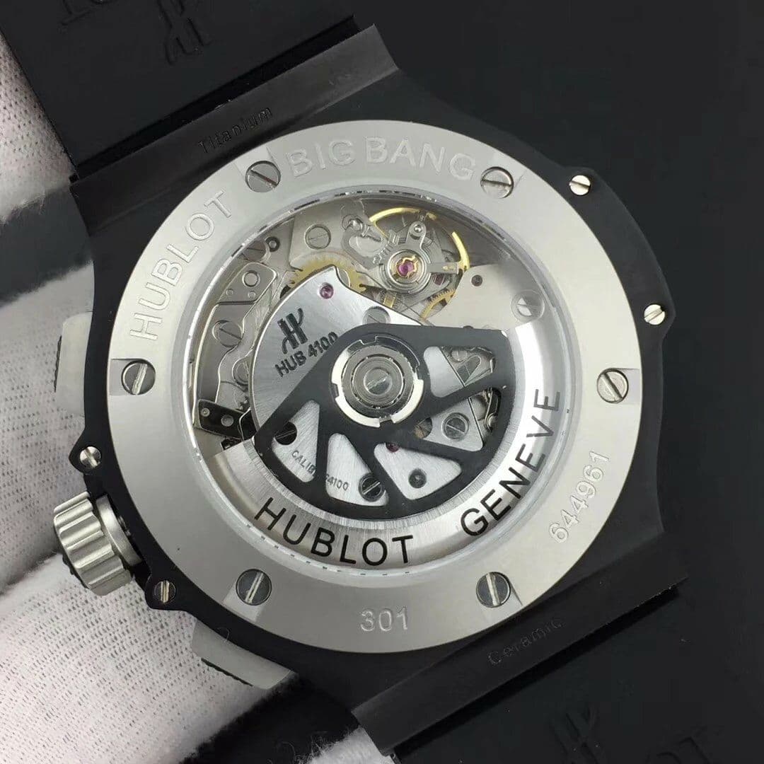 Big Bang 44mm Full Ceramic Gray Dial on Black Gummy Strap HUB4104 Big Bang 44mm Full Ceramic Gray Dial on Black Gummy Strap HUB4104