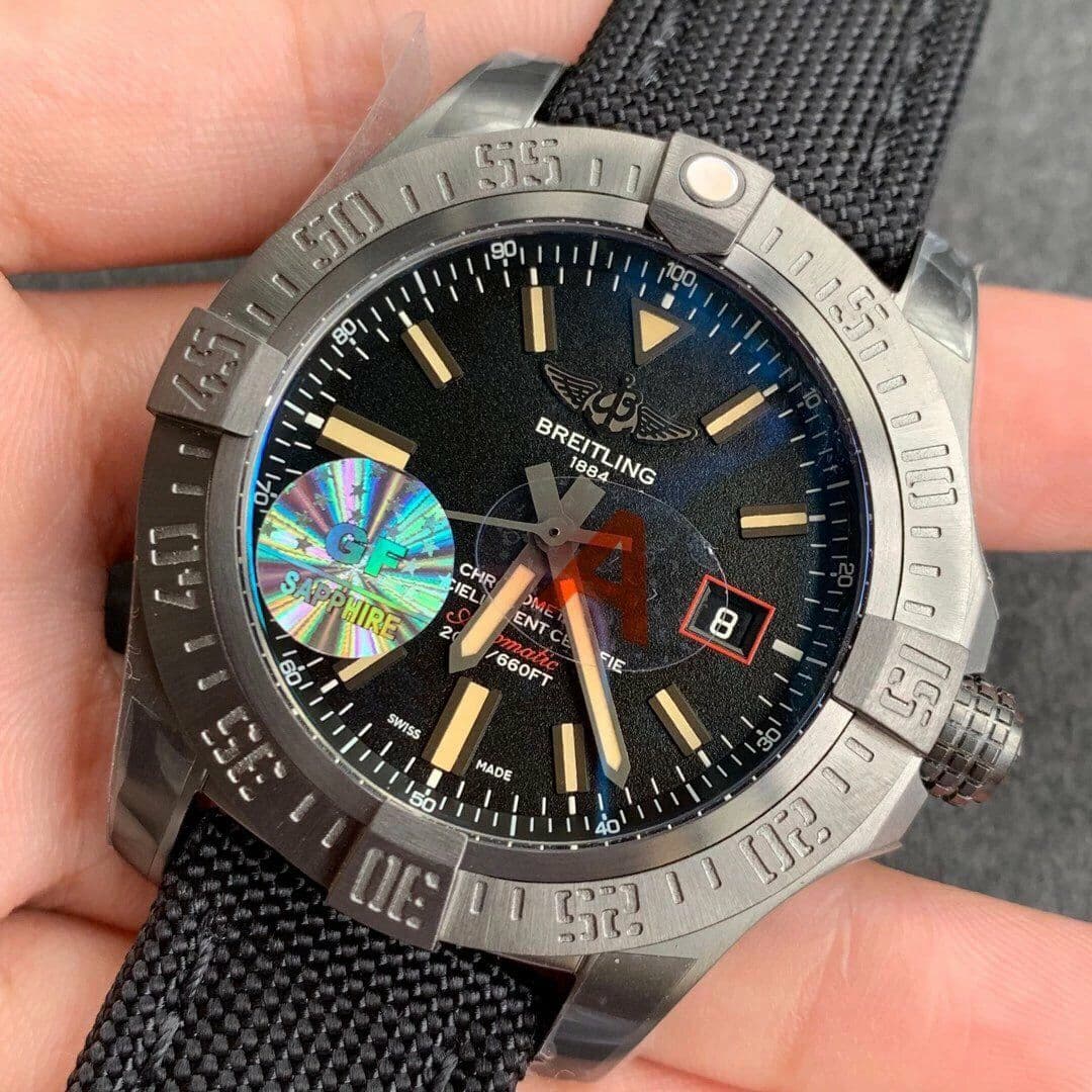 Breitling Avenger BlackBird 44mm DLC/TI/NY Black GF Breitling Avenger BlackBird 44mm DLC/TI/NY Black GF