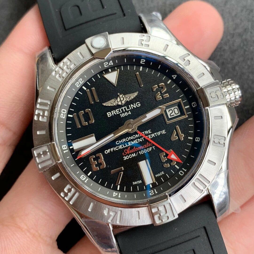 Avenger GMT SS GF 1:1 Best Edition Black Dial Roman Markers on Black rubber Strap A2836 V2 Avenger GMT SS GF 1:1 Best Edition Black Dial Roman Markers on Black rubber Strap A2836 V2