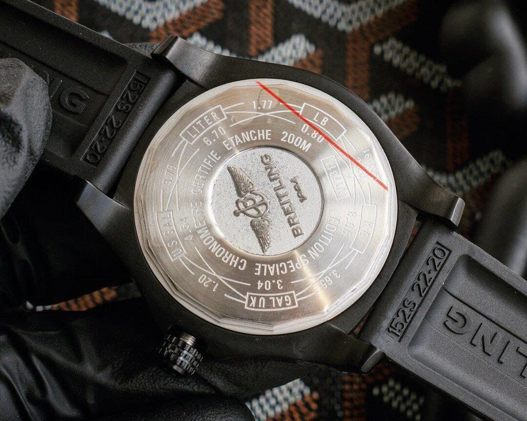 Breitling Avenger Black Dial on Black Rubber Strap