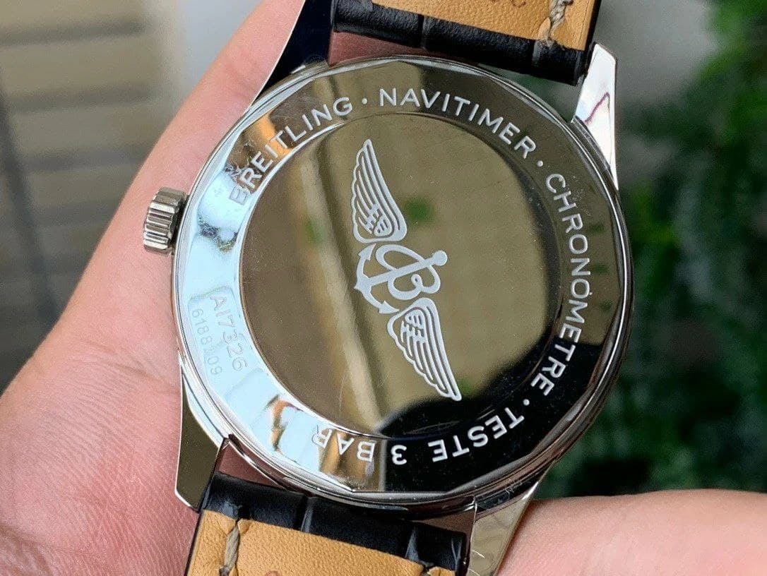 Navitimer 1 SS 41mm V7F 1:1 Best Edition White Bezel Black Dial on Black Leather Navitimer 1 SS 41mm V7F 1:1 Best Edition White Bezel Black Dial on Black Leather