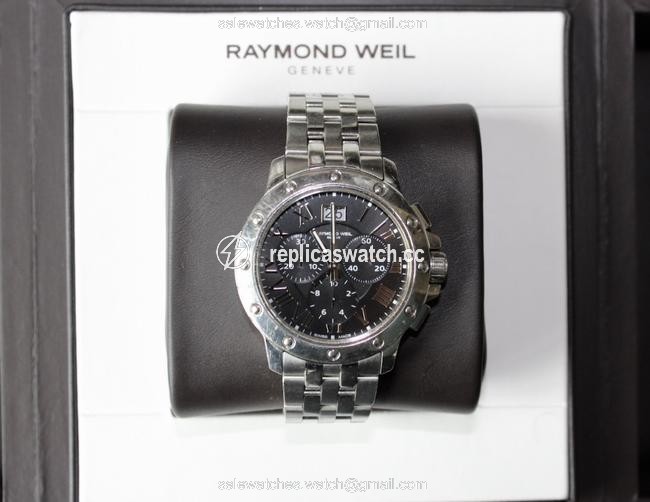 Raymond Weil Tango Stainless Steel Sapphire Crystal 4899 Watch Raymond Weil Tango Stainless Steel Sapphire Crystal 4899 Watch