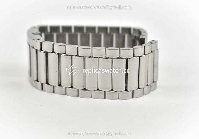 Baume & Mercier "Cat Walk" Silver Stainless Steel Quartz (Mm) Watch Baume & Mercier "Cat Walk" Silver Stainless Steel Quartz (Mm) Watch