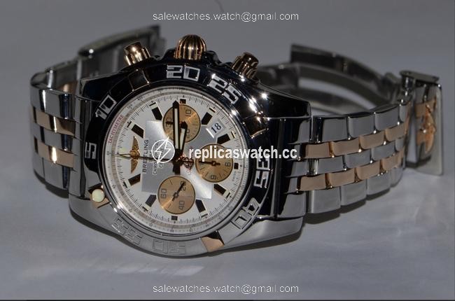 Breitling Chronomat 44 B01 18k Gold / Steel Watch Breitling Chronomat 44 B01 18k Gold / Steel Watch