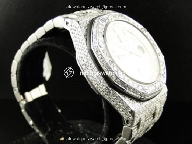 Audemars Piguet Stainless Steel Royal Oak Offshore Diamond 23 Ct Watch Audemars Piguet Stainless Steel Royal Oak Offshore Diamond 23 Ct Watch