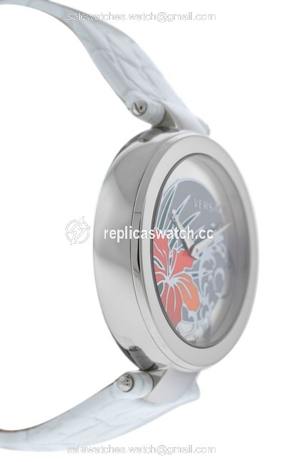 Versace Silver New Mystique Hibiscus I9q99d1hi S001 Quartz 38mm Watch Versace Silver New Mystique Hibiscus I9q99d1hi S001 Quartz 38mm Watch