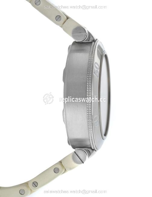 Cartier Silver Unisex Pasha 3129 Steel Date Quartz Chronograph 38mm Watch Cartier Silver Unisex Pasha 3129 Steel Date Quartz Chronograph 38mm Watch